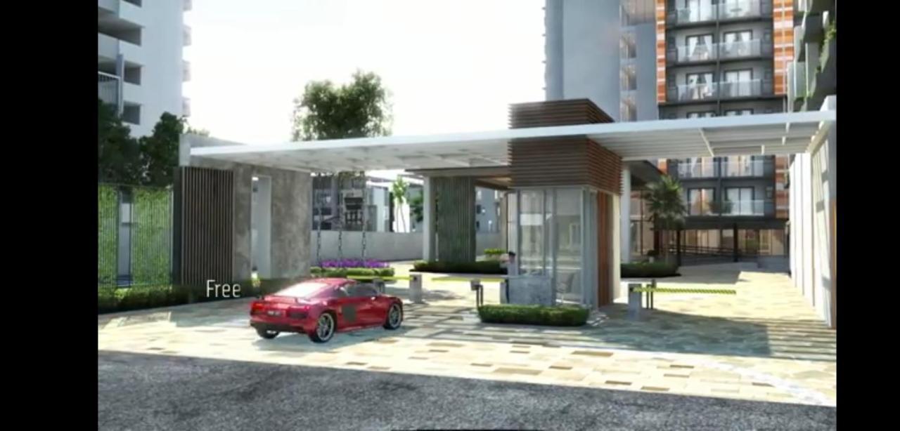 Timurbay Seafront Residence By Hardinahomes Kuantan Exterior photo